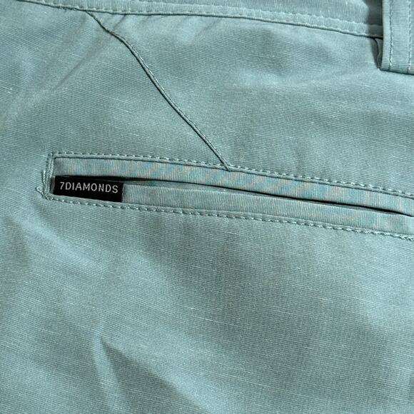 7 Diamonds Shorts Mens Size 32 Lightweight Polyester Stretch Preppy Golf - Picture 4 of 9